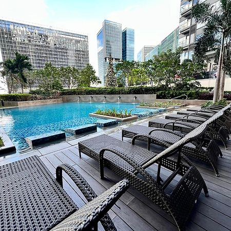 Hotel Vibe Condo At Uptown Parksuites Bgc Taguig Eksteriør bilde