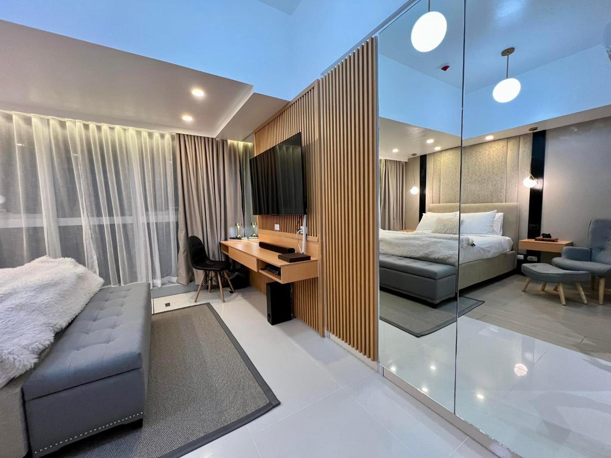 Hotel Vibe Condo At Uptown Parksuites Bgc Taguig Eksteriør bilde